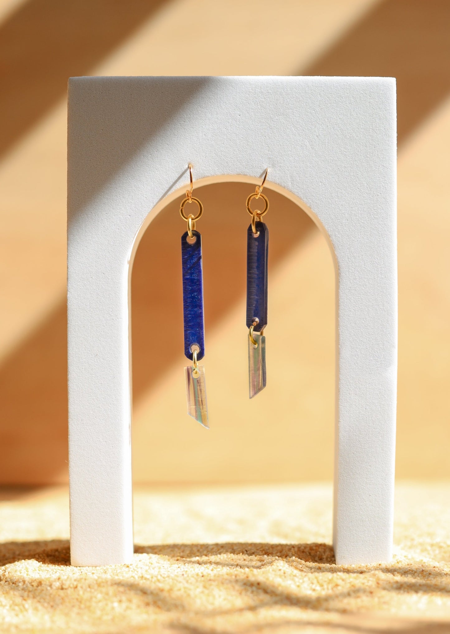 Acetate Azure Link Earrings