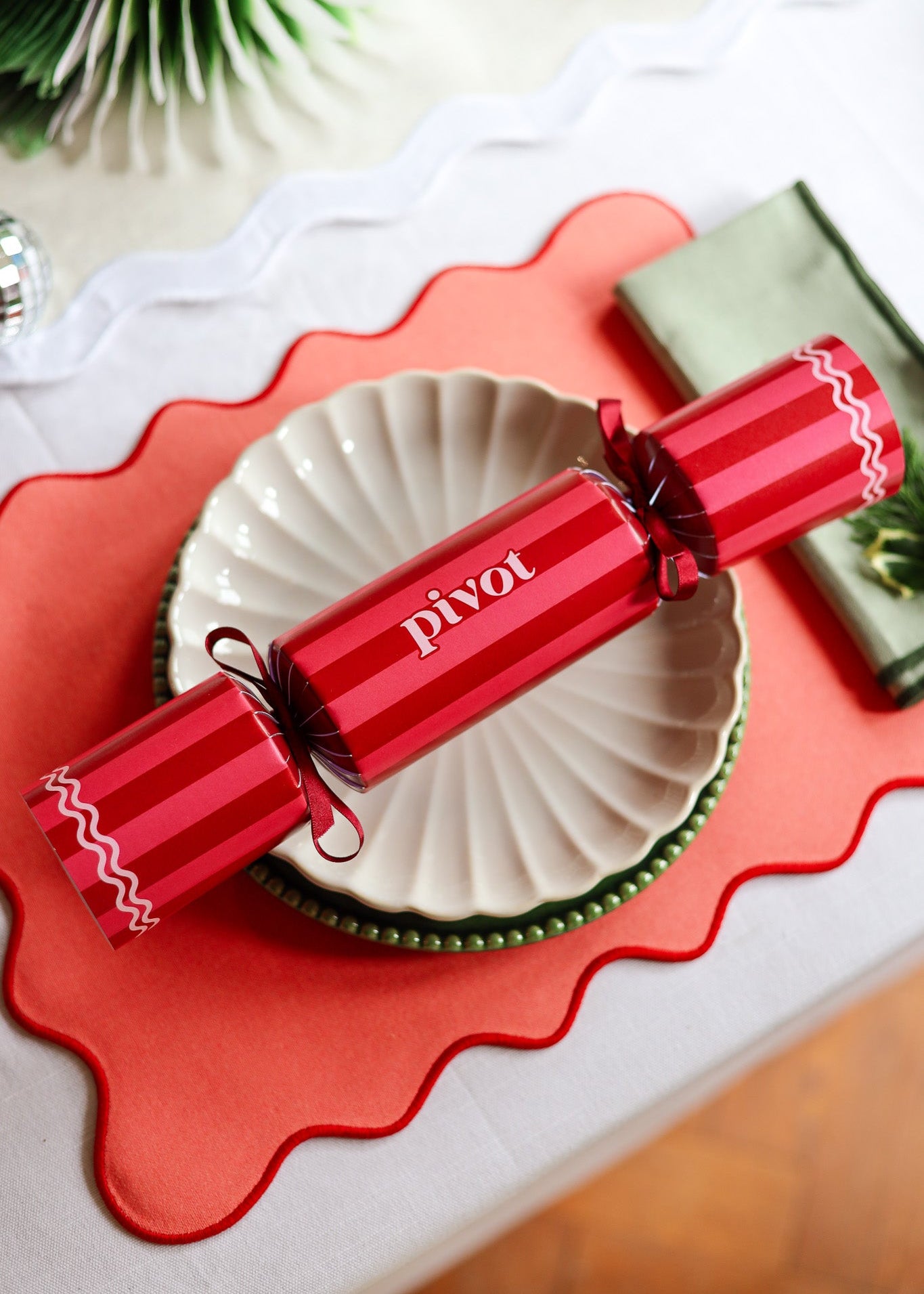 Christmas Cracker Single (DIY Earrings Kit) - Pre-Order