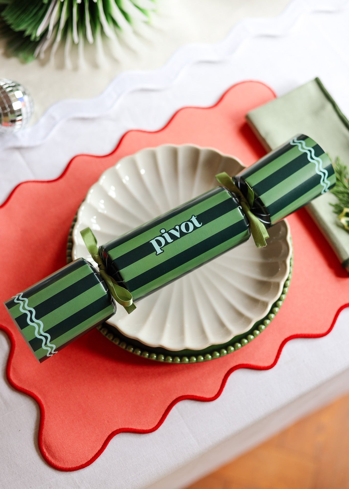 Christmas Cracker Single (DIY Earrings Kit) - Pre-Order