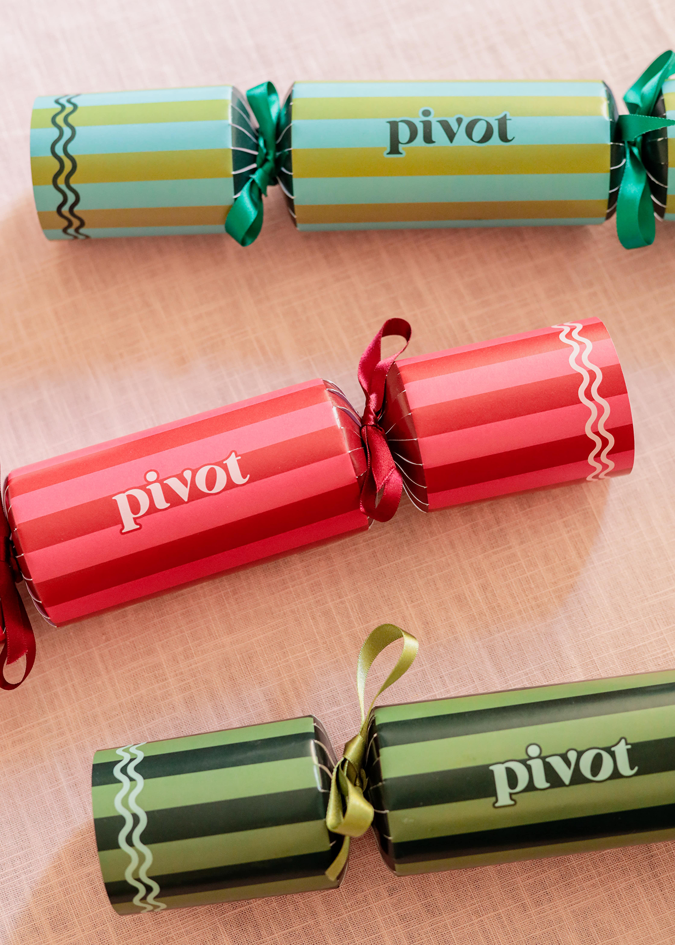 Pack of 6 Christmas Crackers (DIY Earrings Kit) - Pre-Order
